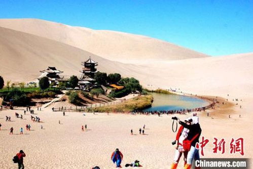 甘肅敦煌專(zhuān)項(xiàng)整治旅游市場(chǎng) 兩千余家餐飲單位簽 誠(chéng)信書(shū)